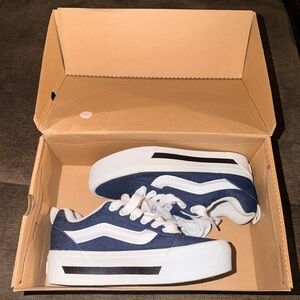 Vans Knu Stack “Denim Blue” size 8 men/9.5 women